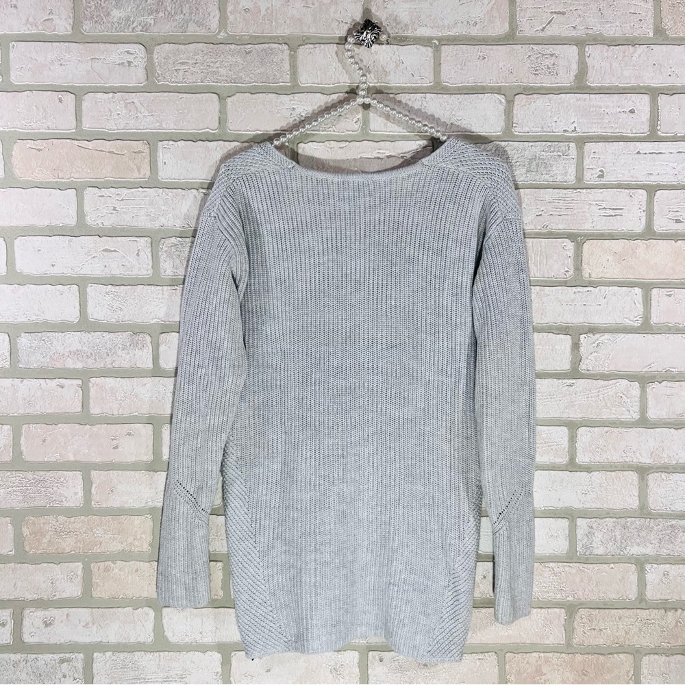 Cabi Style 3531 Deep V Neck Side Zip Long Sleeve Sweater Size XS - Picture 7 of 10